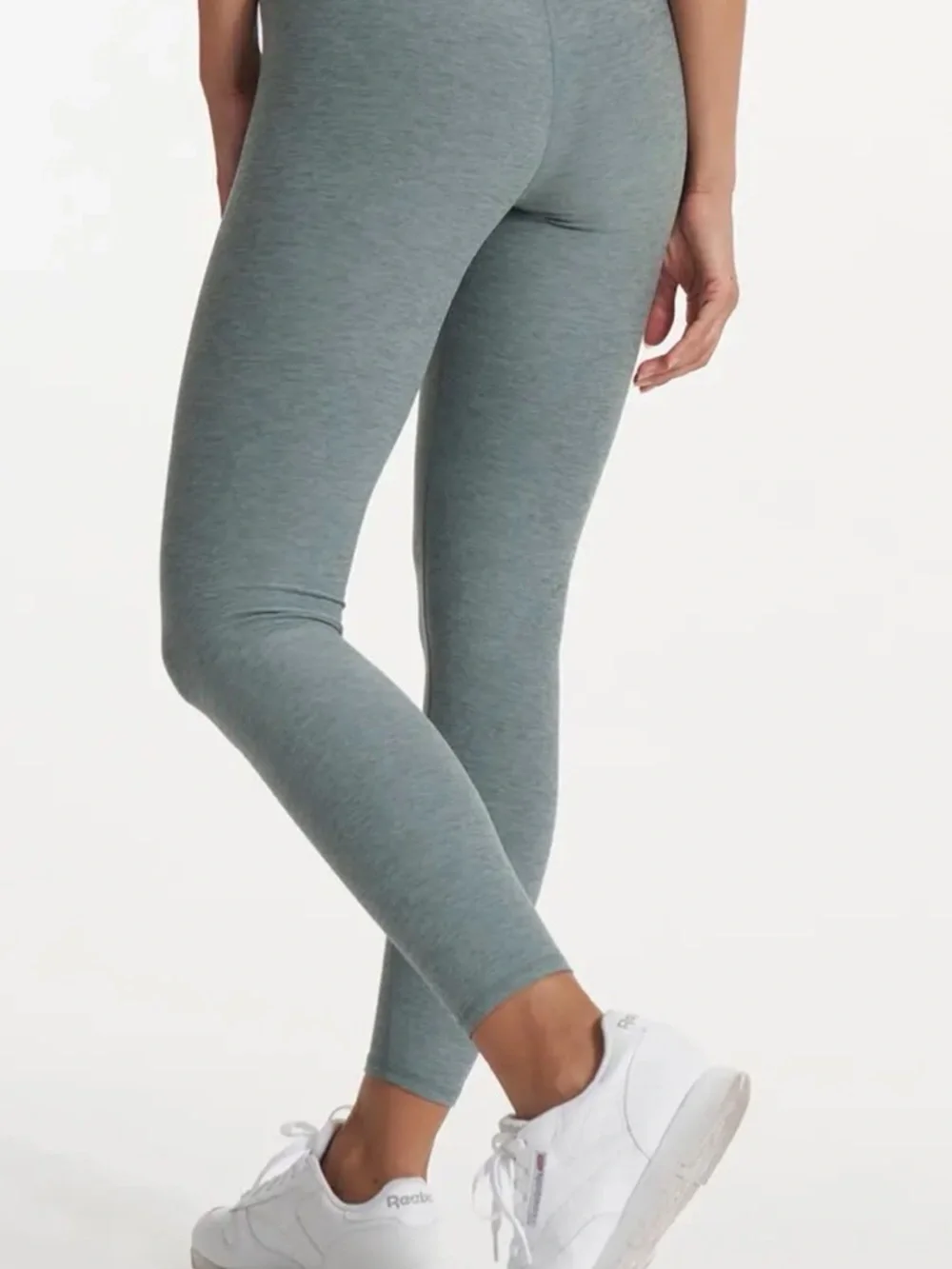 Vuori Clean Elevation High Rise 7/8 Leggings - Heathered Seafoam Green - Picture 2 of 7